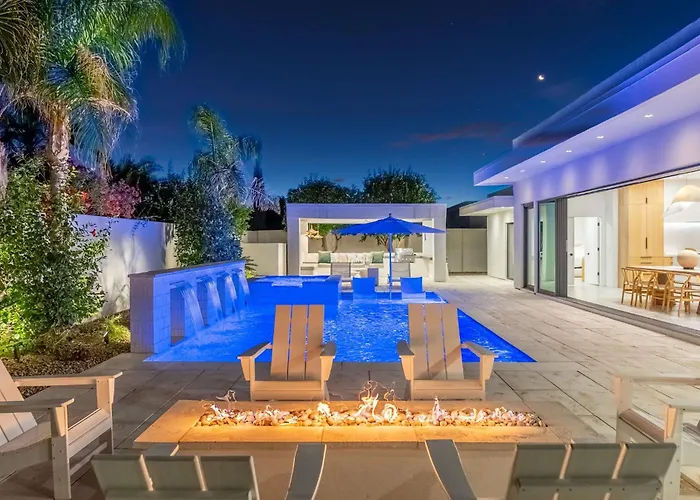The Dreyfus Designer With Pool *
